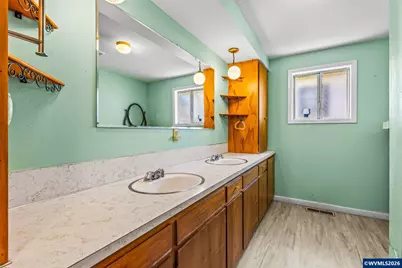 2355 Laurel Av NE, Salem, OR 97301 - Photo 17