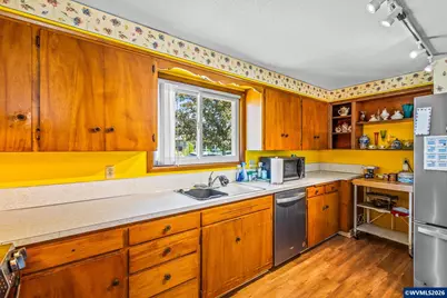 2355 Laurel Av NE, Salem, OR 97301 - Photo 11