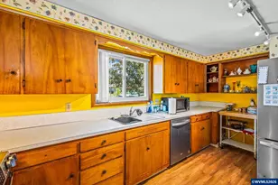 2355 Laurel Ave NE, Salem, OR 97301 - Photo 11