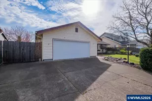 4149 Evergreen St SE, Albany, OR 97322 - Photo 3