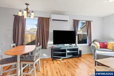 763 18th St NE, Salem, OR 97301 - Photo 9