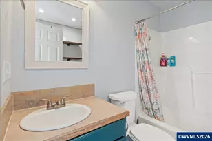 763 18th St NE, Salem, OR 97301 - Photo 17