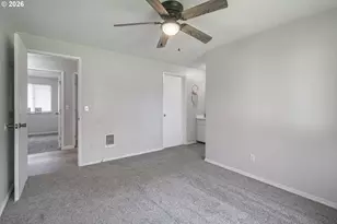 127 SW Poplar Ct, McMinnville, OR 97128 - Photo 23