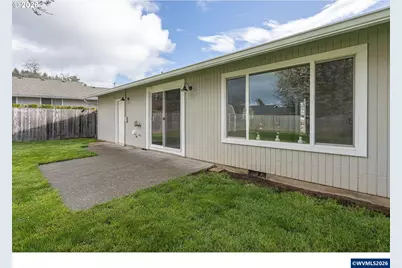 127 SW Poplar Ct, McMinnville, OR 97128 - Photo 31