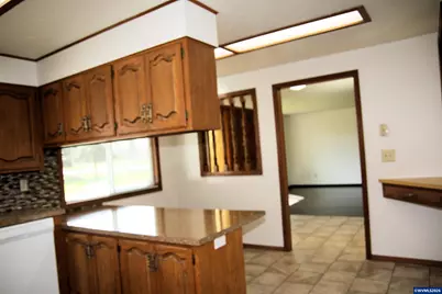 500 Hausman Av, Brownsville, OR 97327 - Photo 11