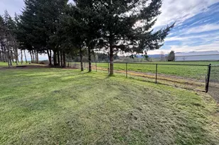 4366 NW Oak Grove Dr, Albany, OR 97321 - Photo 11