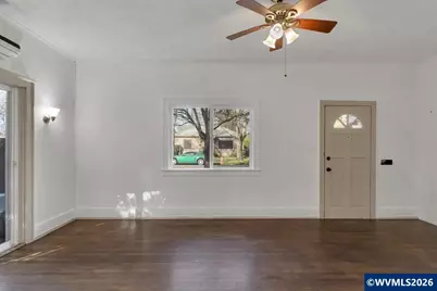 696 Breys Av NE, Salem, OR 97301 - Photo 9