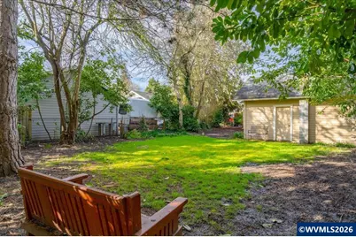 696 Breys Av NE, Salem, OR 97301 - Photo 27
