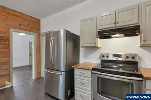 696 Breys Ave NE, Salem, OR 97301 - Photo 13