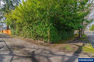 696 Breys Ave NE, Salem, OR 97301 - Photo 31