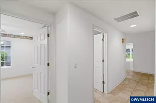 702 Castle Pines Dr N, Keizer, OR 97303 - Photo 31
