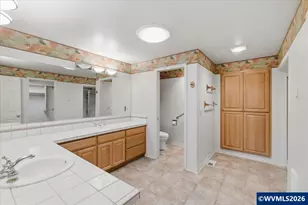 702 Castle Pines Dr N, Keizer, OR 97303 - Photo 25