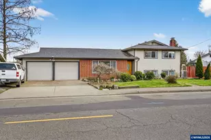 4274 5th St, Hubbard, OR 97032 - Photo 5