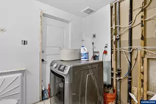 4274 5th St, Hubbard, OR 97032 - Photo 17