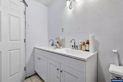 4274 5th St, Hubbard, OR 97032 - Photo 19