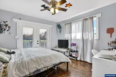 4274 5th St, Hubbard, OR 97032 - Photo 11