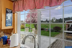 640 S Pershing St, Mount Angel, OR 97362 - Photo 15