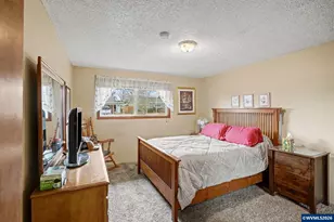 640 S Pershing St, Mount Angel, OR 97362 - Photo 19