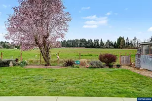 640 S Pershing St, Mount Angel, OR 97362 - Photo 27