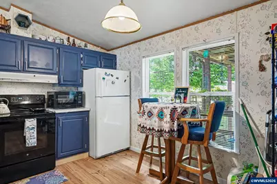 1255 SE Hood St, Albany, OR 97322 - Photo 7