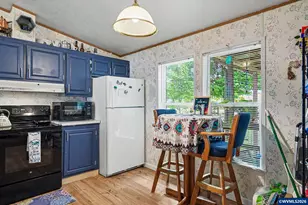 1255 SE Hood St, Albany, OR 97322 - Photo 7