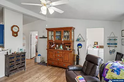1255 SE Hood St, Albany, OR 97322 - Photo 17