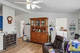 1255 SE Hood St, Albany, OR 97322 - Photo 17