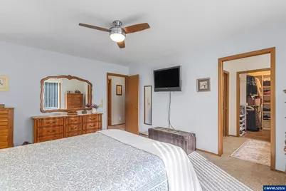 2102 78th Dr SE, Salem, OR 97317 - Photo 13