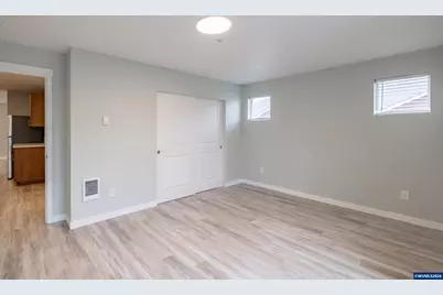 13001 S Cromptons Ln, Molalla, OR 97038 - Photo 15