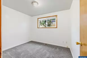 4389 Lancaster Dr NE, Salem, OR 97305 - Photo 21