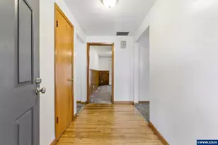 4389 Lancaster Dr NE, Salem, OR 97305 - Photo 5