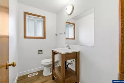 4389 Lancaster Dr NE, Salem, OR 97305 - Photo 23