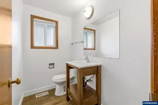 4389 Lancaster Dr NE, Salem, OR 97305 - Photo 23