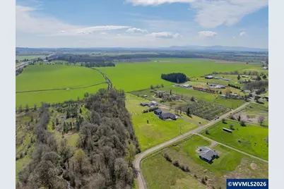 978 Meadows Ln, Jefferson, OR 97352 - Photo 43