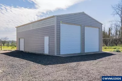 978 Meadows Ln, Jefferson, OR 97352 - Photo 39