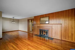 4225 Duane Dr S, Salem, OR 97302 - Photo 9