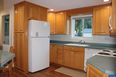 911 Cummings Ln N, Keizer, OR 97303 - Photo 11