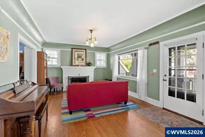 1098 E St NE, Salem, OR 97301 - Photo 7