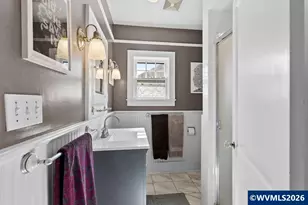 1098 E St NE, Salem, OR 97301 - Photo 15