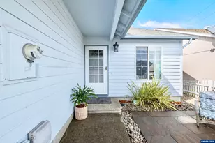 1715 SE Trudell Ct, Albany, OR 97322 - Photo 3