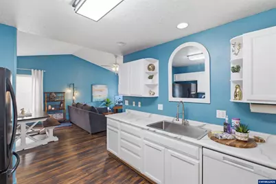 1715 SE Trudell Ct, Albany, OR 97322 - Photo 7