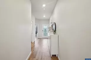 438 Greencrest St NE, Salem, OR 97301 - Photo 21