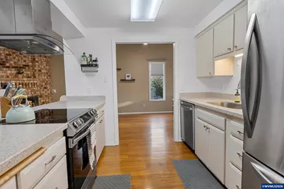 2387 Wintergreen Av NW, Salem, OR 97304 - Photo 17