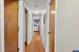 2387 Wintergreen Ave NW, Salem, OR 97304 - Photo 27