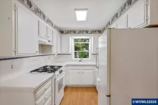 4795 Regal Dr NE, Salem, OR 97301 - Photo 9
