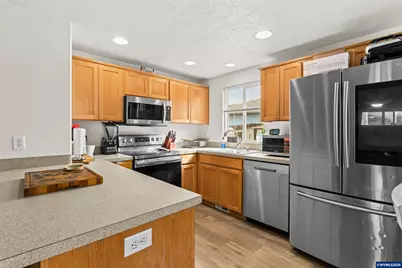 5770 Valleywood Lp SE, Salem, OR 97306 - Photo 7