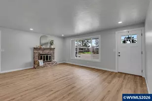 982 Queen Ct NE, Salem, OR 97301 - Photo 7