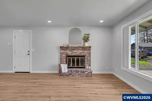 982 Queen Ct NE, Salem, OR 97301 - Photo 5