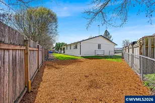 982 Queen Ct NE, Salem, OR 97301 - Photo 27