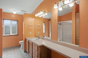 2120 Robins Ln SE, Salem, OR 97306 - Photo 29